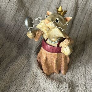 Bobble Head Princess Cat - Sparkly/ Gold Crown/ only flaw is the right hand